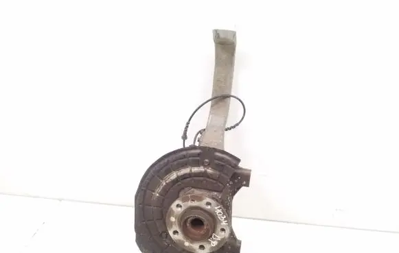 Maserati Ghibli Front wheel hub 670001806
