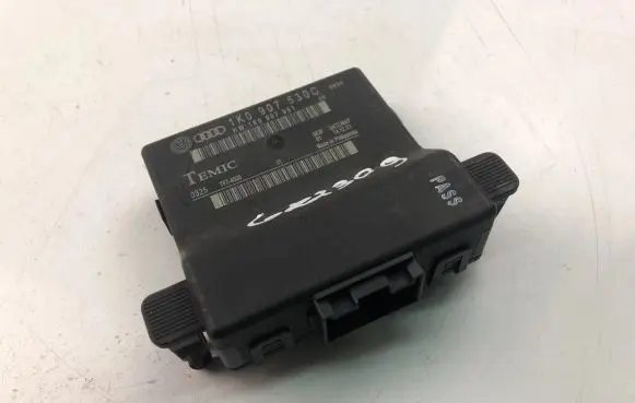 Volkswagen Golf V Other control units/modules 1K0907530C