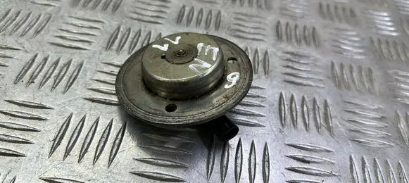 Volkswagen Scirocco Camshaft vanos timing valve 06J109259A
