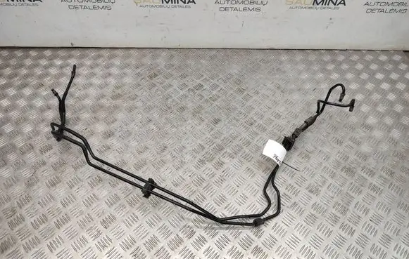 Volkswagen Touareg II Brake booster pipe/hose 