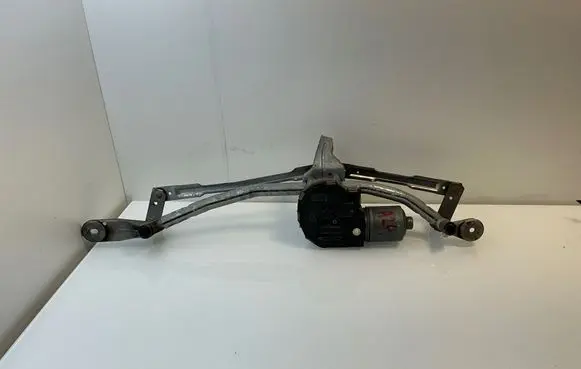 BMW 6 F06 Gran coupe Front wiper linkage and motor 7306272