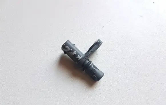 Peugeot 3008 II ABS rear brake sensor 9810961080