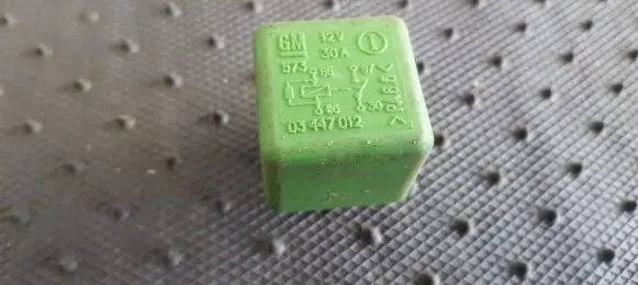 Opel Zafira A Other relay 03447012 GM12V30A573