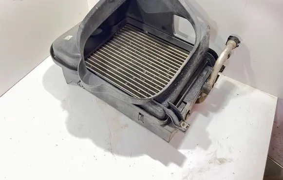 BMW X5 E70 Engine oil radiator 7585286