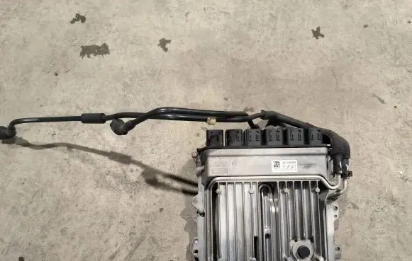 BMW 7 G11 G12 Engine control unit/module 8678187 0261S16992 030079410