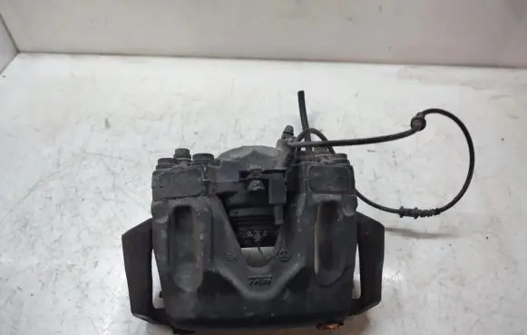 Mercedes-Benz E W212 Front brake caliper