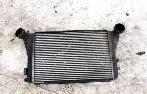 Seat Altea XL Intercooler radiator 1K0121345M