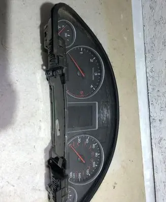 Audi A4 S4 B6 8E 8H Speedometer (instrument cluster) 8E0920950J