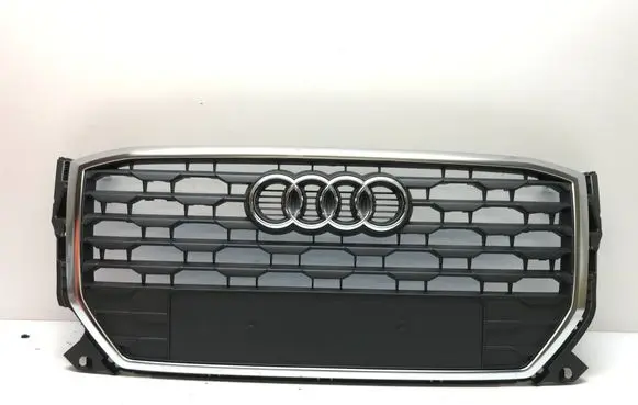 Audi Q3 8U Front bumper upper radiator grill 81A853651