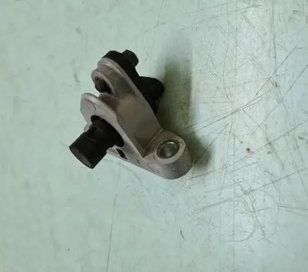 Volvo XC60 Crankshaft position sensor 31303094 31303937 0261210338