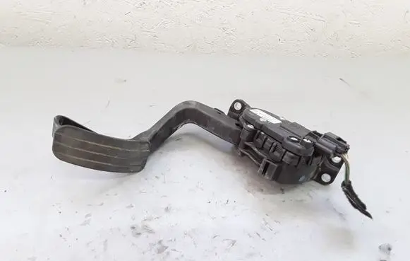 Renault Master III Accelerator throttle pedal 8200672371C 6PV00908510