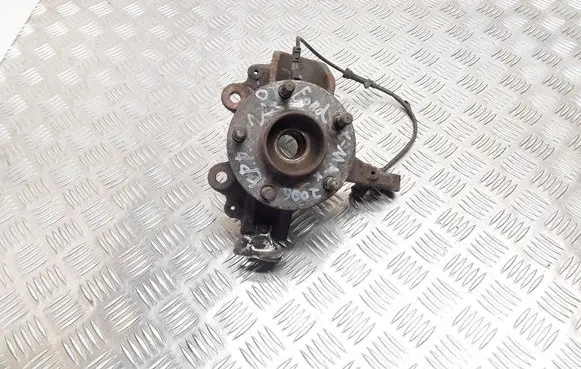 Ford Focus C-MAX Front wheel hub 3M513K171