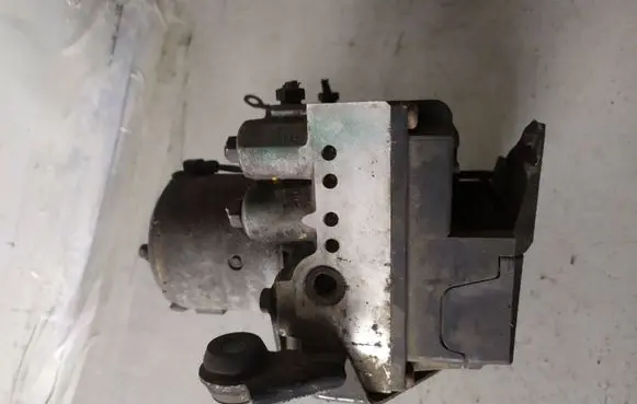 Audi A4 S4 B5 8D ABS Pump G54098847 800614111 5670720235