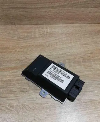 BMW 7 E65 E66 Steering rack control module 6760111