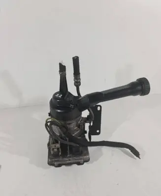 Peugeot Partner Power steering pump 9670700480