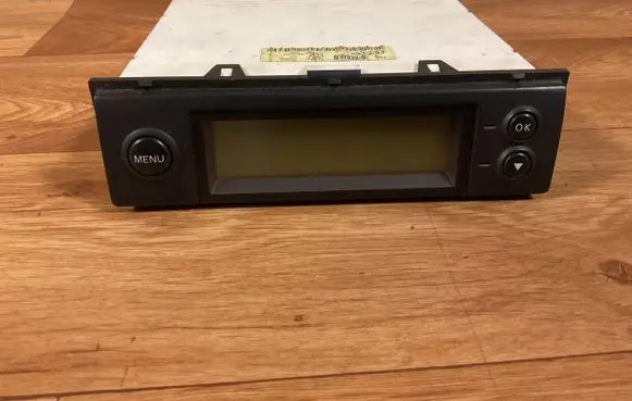 Nissan Micra Screen/display/small screen AX609 3826717