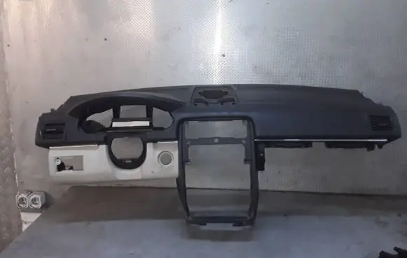 Mercedes-Benz B W245 Dashboard 