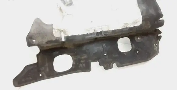 Volvo C30 Heat shield in engine bay 3M51R01590AN