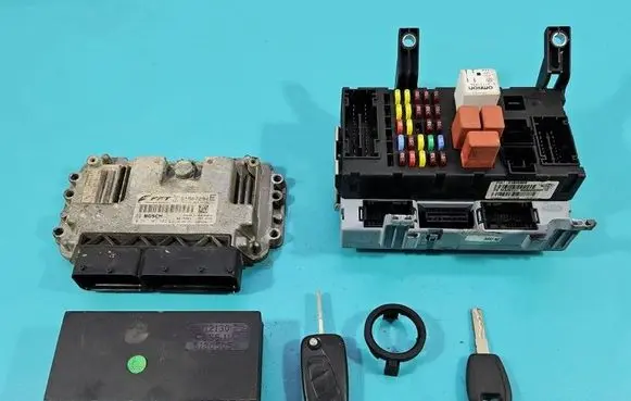 Fiat Linea Engine control unit/module ECU 0261201689 IMPRK1519817