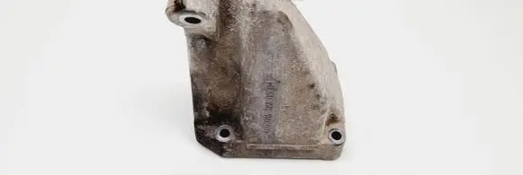 Mercedes-Benz E W211 Engine mounting bracket A6132230504