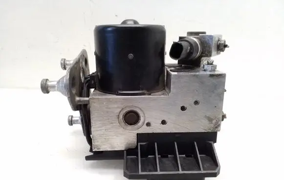 Mercedes-Benz E W210 ABS Pump A0034319012 0265202436