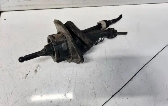 Ford C-MAX II Clutch master cylinder 3M517A543AE 3M51-7A543-AE