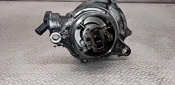 Vacuum pump