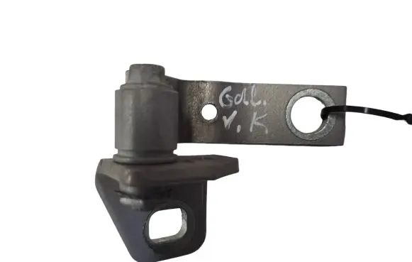 Ford Focus Rear door upper hinge