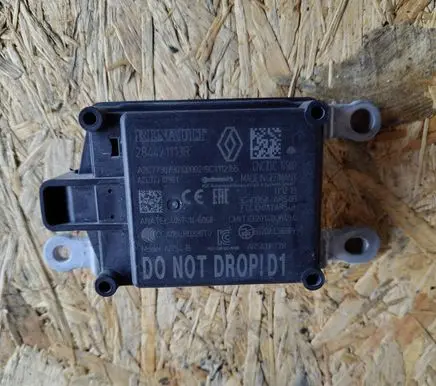 Distronic sensor radar