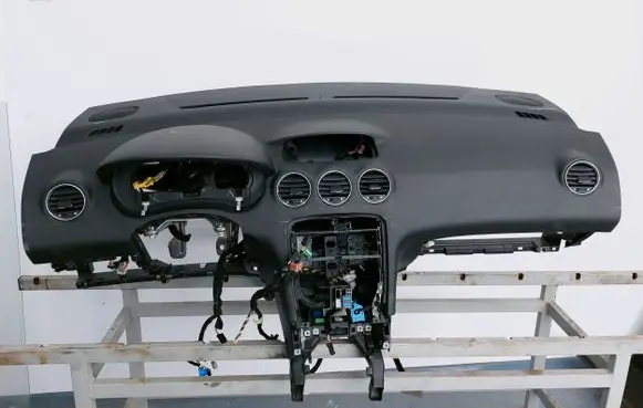 Peugeot 308 Dashboard 1005182 9681466680 F614U-L