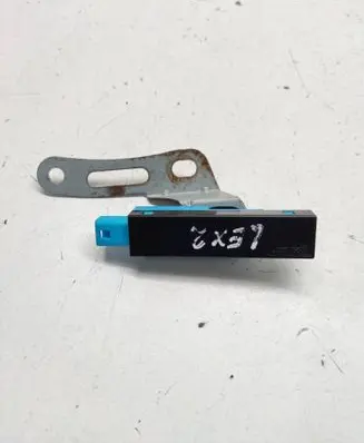 Lexus IS 220D-250-350 Aerial antenna amplifier 52304 A6D695