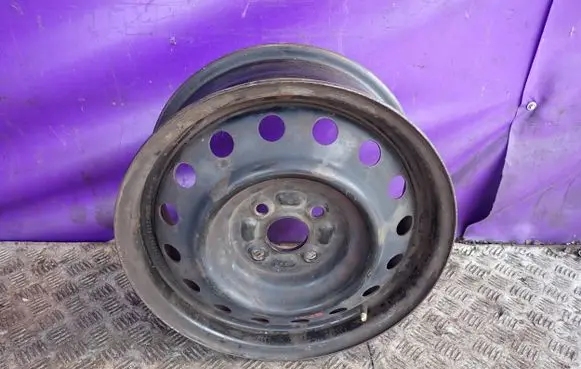 Suzuki Swift I R15 steel rim 