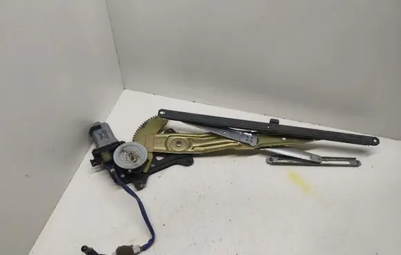 Suzuki Baleno EG Front door window regulator with motor 8346080F00