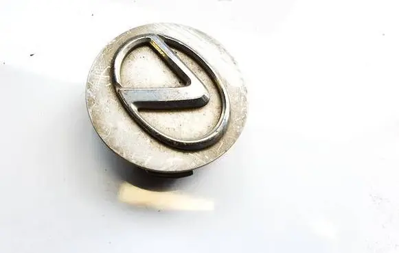 Lexus IS 220D-250-350 Original wheel cap 
