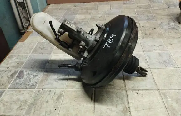 Mitsubishi Colt Brake booster PMR955871