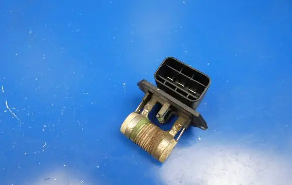 KIA Sportage Heater blower motor/fan resistor 