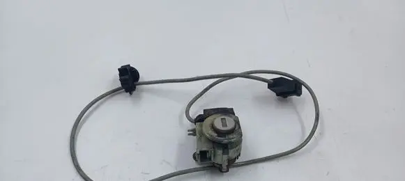Subaru Outback Tailgate exterior lock 