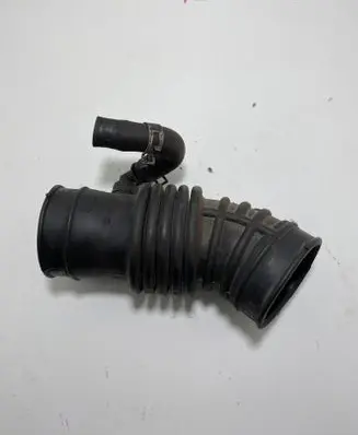Nissan X-Trail T30 Intercooler hose/pipe