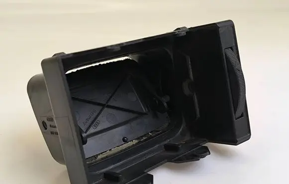 Audi 80 90 S2 B4 Dash center air vent grill 893820941 893820901A