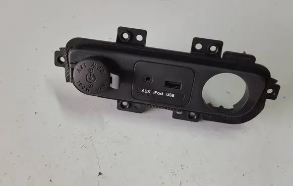 KIA Sportage USB socket connector 