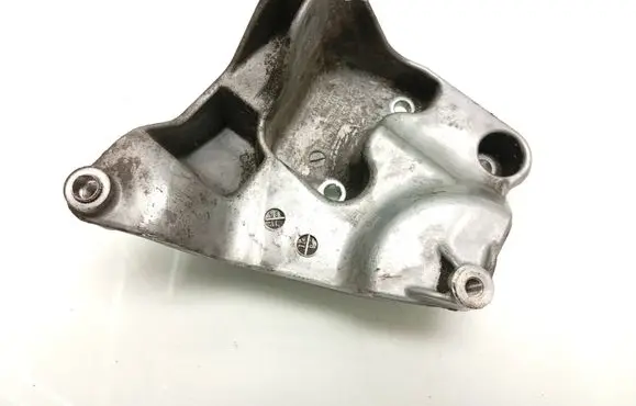 BMW X3 E83 A/C compressor mount bracket 7794614 64557794614