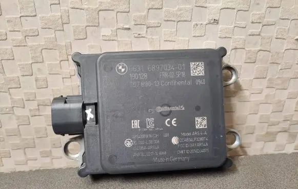 Distronic sensor radar