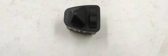 Wing mirror switch