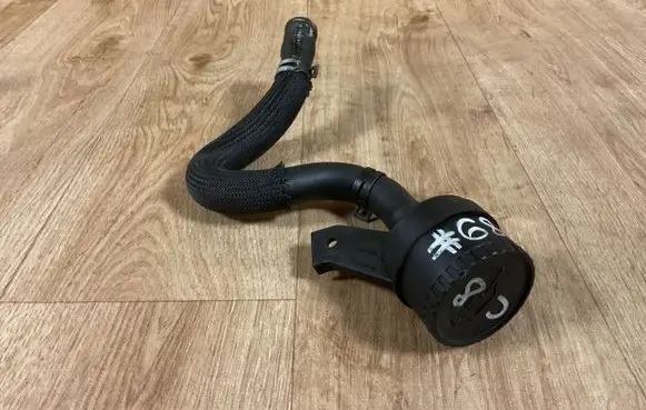 Citroen C8 Oil fill pipe 9640599780