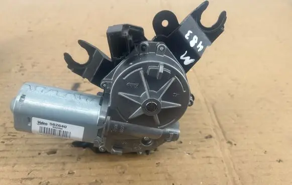 Nissan Qashqai Rear window wiper motor W423449 116530821 190000758018
