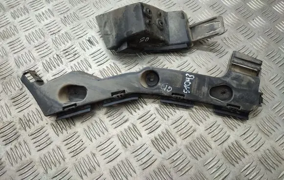 Ford C-MAX II Rear bumper mounting bracket AM51R17E850A