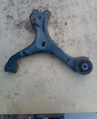 Honda Civic IX Front lower control arm/wishbone