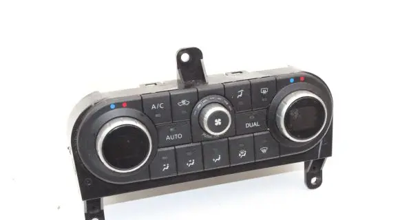 Nissan Qashqai Interior fan control switch 27500BR47B