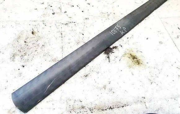 Renault Megane I Front door trim (molding) 7700430881