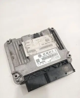 Volkswagen Golf VI Engine control unit/module 03C906027CH 03C907309K 0261S06641